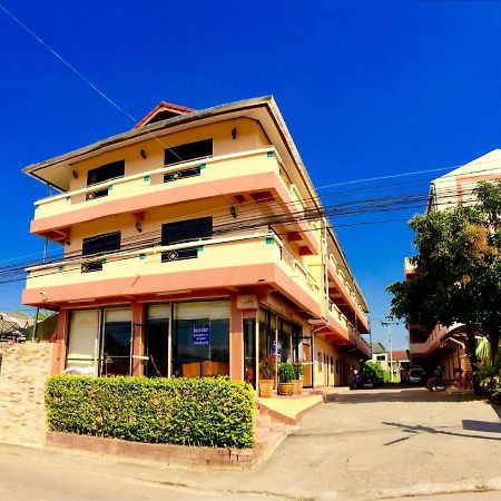 Apartamento Anchisa Mansion Phayao Exterior foto